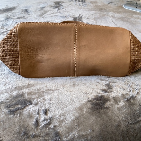 Italian BV-style Woven Leather Bag NWOT - Picture 4 of 5